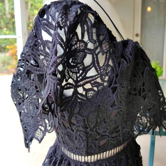 Umgee crochet midi dress - Picture 9 of 14